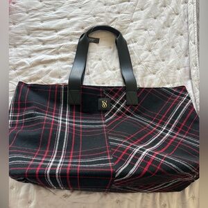 Victoria’s Secret tote bag
